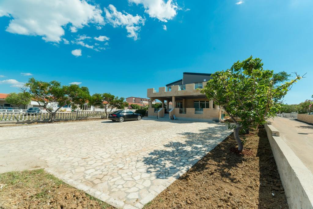 Apartments Mavracic ヴィル エクステリア 写真