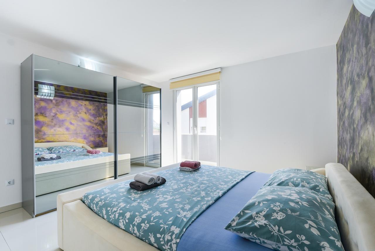 Apartments Mavracic ヴィル エクステリア 写真